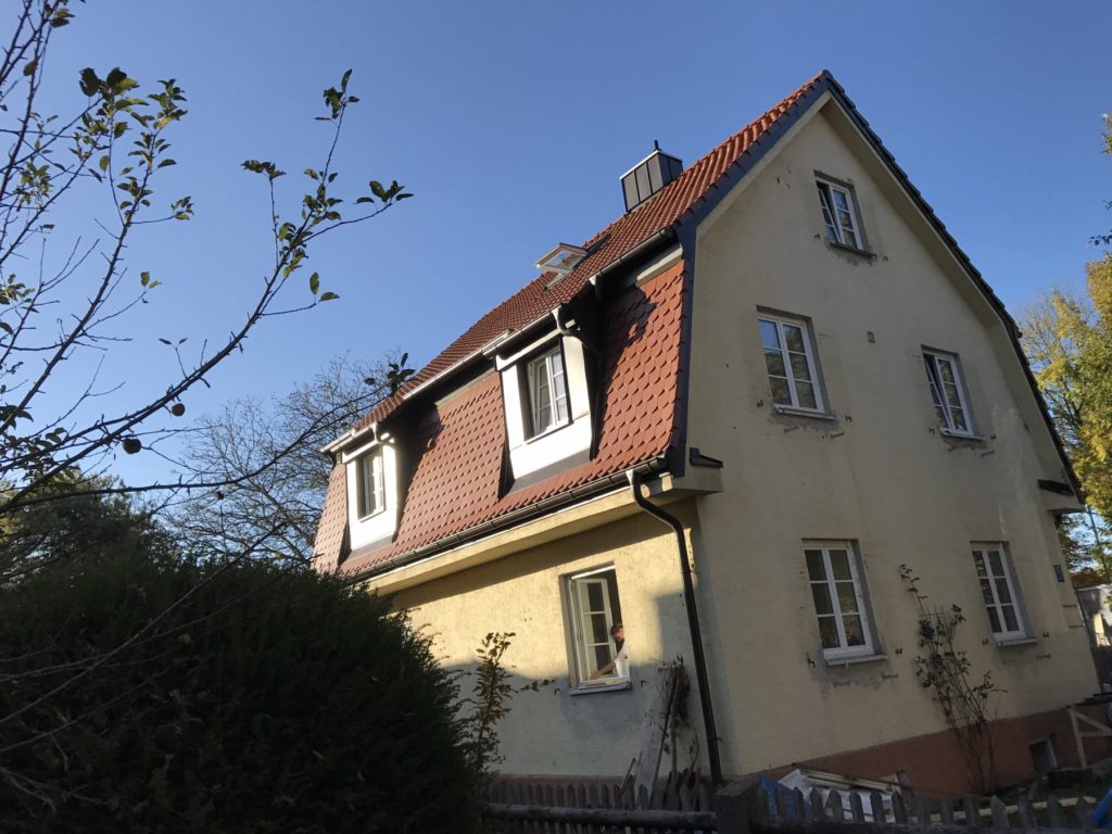 Alte Villa mit neu gedecktem Dach von E&G Bedachungen